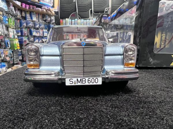 Mercedes 600 SWB (KK)