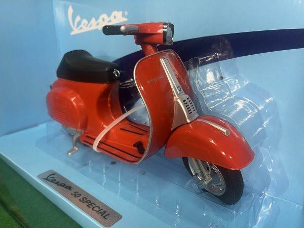 Vespa 50 special